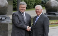 Порошенко и Тиллерсон обсудили развертывание миссии ООН на Донбассе