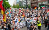 В німецькому місті сотні людей виступили проти ісламізму
