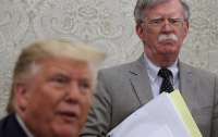 Ексраднику Трампа Болтону висунули звинувачення у неналежному поводженні з секретними документами