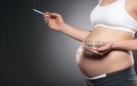 Ученые: курение во время беременности меняет ДНК ребенка