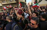 Взрыв в Бейруте спровоцировал акции протеста, полиция применила слезоточивый газ