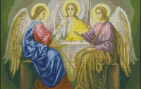 Православные отмечают Троицу