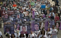 В Мексике День матери превратился в траурную процессию 