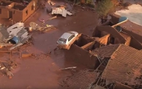 В Бразилии из-за прорыва дамбы погибло 17 человек (ВИДЕО)
