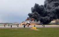 13 человек погибли при аварийной посадке SSJ 100 в Шереметьево (видео)