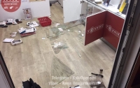 В Киеве совершено разбойное нападение на магазин электроники (видео)