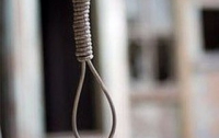 В Керчи от несчастной любви повесилась 14-летняя девушка