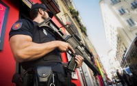 В Мадриде вооруженный преступник захватил заложников