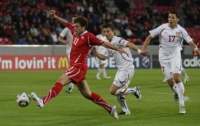 В финал молодежного Евро-2011 вышли Швейцария и Испания