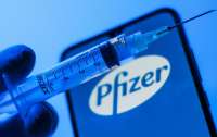 В США умерли шесть участников испытаний вакцины Pfizer
