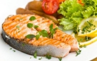 Жирная рыба делает пожилых людей здоровыми