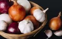 Диетолог рассказал зачем нужно съедать одну луковицу в день