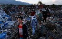 Названа сумма ущерба от землетрясений и цунами в Индонезии
