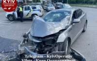 Жуткая авария произошла в Киеве (видео)
