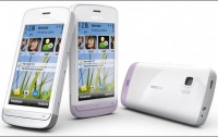 Nokia C5-03: сенсорный смартфон бюджетного класса