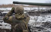 На фронте ранен украинский боец